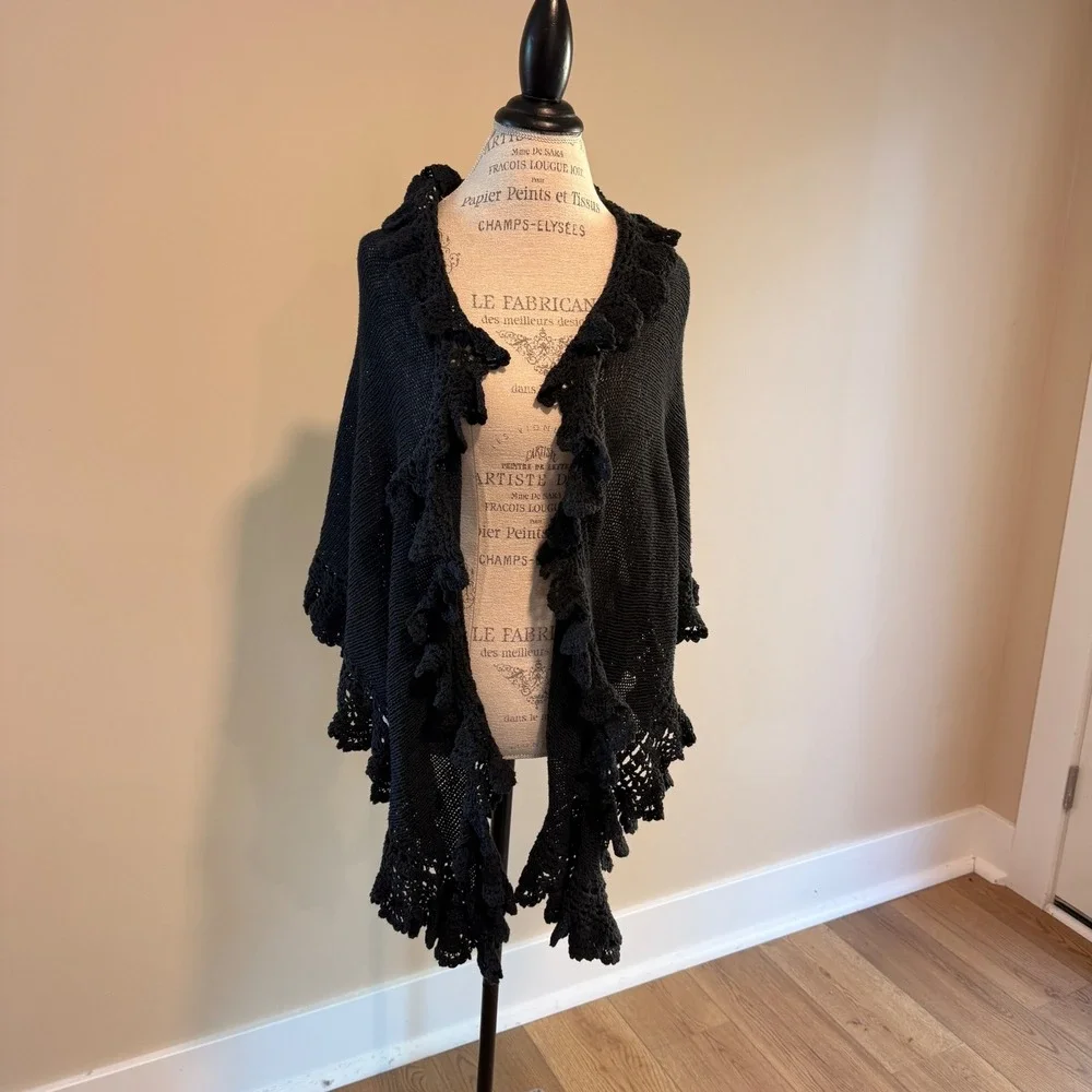 Women's Black Crochet Ruffled Shawl One Size - Picture 1 of 3